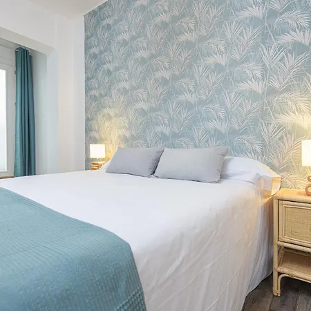 Apartment Center Penthouse & Parking Malaga