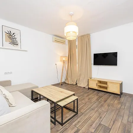 Center Penthouse & Parking Malaga